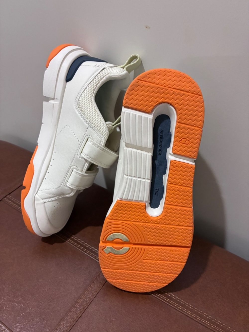 On The Roger Kids Sneakers CloudTec Kids US 1 - Picture 3 of 5